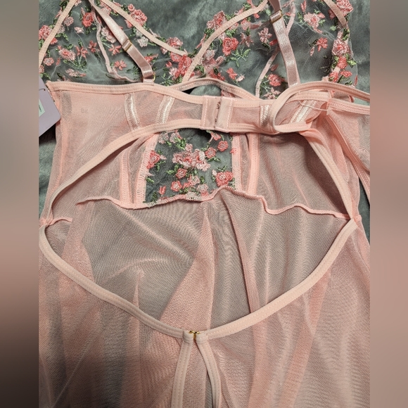 NWT Bed of Roses Lingerie Set - Picture 7 of 8